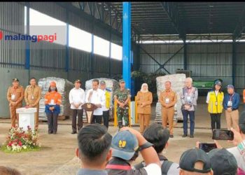 Jokowi Resmikan TPA Supit Urang