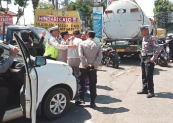 Bikin Onar, Polisi Ciduk Belasan Calo di Satpas Singosari