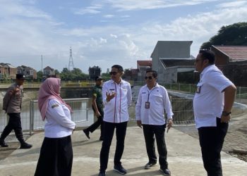 Antisipasi Banjir, Pj Walikota Malang Tinjau Bozem Tunggulwulung