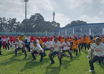 Pj Wali Kota Malang Meriahkan Rangkaian HUT Kota Malang ke-110 dengan Senam Tahes Mbois Jumat