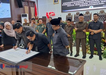 DPRD Bersama Jajaran OPD Kota Malang Tandatangani Pakta Integritas dan Komitmen Anti Korupsi