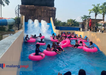 Pertama di Indonesia, Hawai Waterpark Malang Hadirkan Wahana Baru Maui Wave Rider