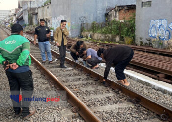 Pria Asal Mergosono Tewas, Diduga Tabrakkan diri ke KA Panataran Surabaya-Blitar