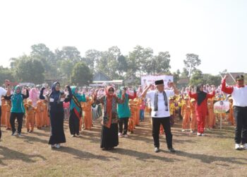 Sanusi Ajak Masyarakat Tingkatkan Kualitas Pendidikan di Gebyar Senam Kreasi Anak
