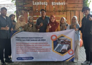 Fakultas Pertanian UB Dorong Inkubasi Bisnis Lumbung Stroberi Melalui Pemasaran Digital