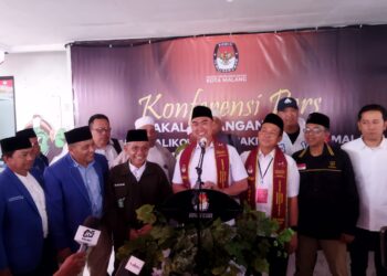 Diusung 4 Parpol, Abah Anton-Dimyati Resmi Daftar ke KPU Kota Malang