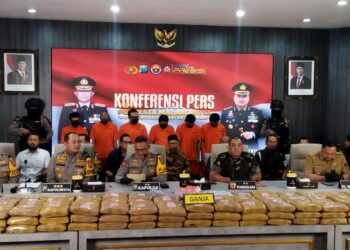 Polda Jatim Bersama Polresta Malang Kota Bongkar Peredaran Ganja 166,58 Kg
