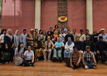 Jalin Komunikasi Bersama Komunitas, Istri Wahyu Hidayat Siap Tampung Aspirasi Masyarakat