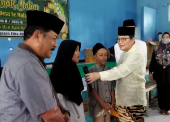 Hari Ke-11 Pekan Islami XVIII, Gemuruh Indonesia Raya Bikin Seluruh Anak Yatim Piatu Dapat Hadiah dan Amplop dari Iwan Kurniawan