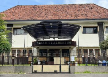 Alumni SMAK Dempo Kota Malang Bakal Gelar Doa 7 Hari Meninggalnya Dua Pendaki di Gunung Cartenz