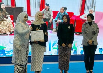 Jadi Perempuan Inspiratif, Ketua DPRD Kota Malang Beri Pesan Perempuan Harus Upgrade Kemampuan Individu