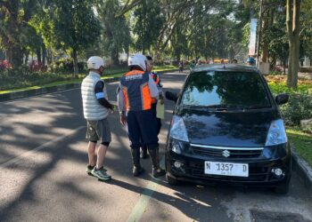Dishub Kota Malang Tertibkan Kendaraan yang Ganggu Jalur Sepeda