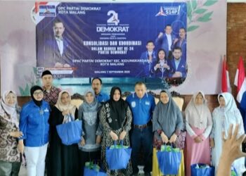 Rayakan HUT ke-24, DPC Partai Demokrat Kota Malang Bagikan Santunan untuk Kaum Dhuafa