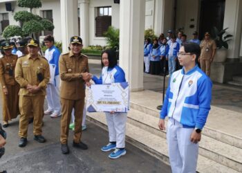 Pemkot Malang Tepati Janji, Atlet Peraih Medali Porprov Jatim IX 2025 Terima Bonus