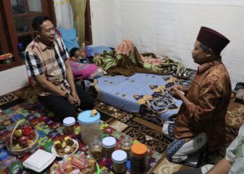 Pastikan Pendampingan Pemulihan, Wali Kota Malang Jenguk Santri Korban Musibah Ponpes Al Khoziny