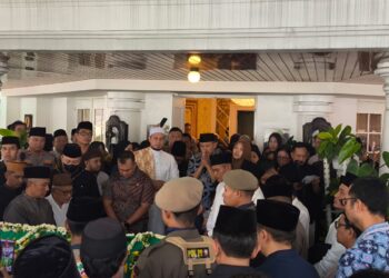 Kemeja Terakhir Pilihan Almarhumah Hanik Iringi Duka Wali Kota Malang