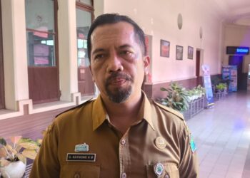 Sampah Berserakan Imbas Pengunjung Membludak, DLH Kota Malang Tingkatkan Pengelolaan Sampah di Alun-Alun Merdeka