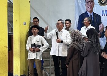 Tinjau Sekolah di Kota Malang, Menko Pangan Cek Langsung Menu MBG Ramadan