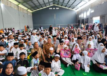 Semangat Iwan Kurniawan Tak Pernah Padam, Hibur dan Santuni 1.178 Anak Yatim di Tiga Kecamatan Kabupaten Malang