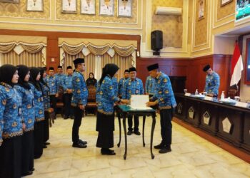 Pemkot Malang Kukuhkan 50 PNS Baru dan 50 Pejabat Fungsional