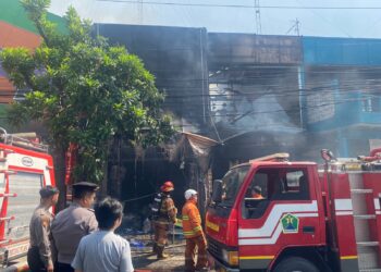 Warung Madura di Tidar Terbakar Hebat, Satu Korban Tewas Terjebak di Bak Mandi